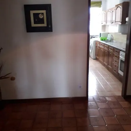 300 Metros Do Santuario De T4 פאטימה