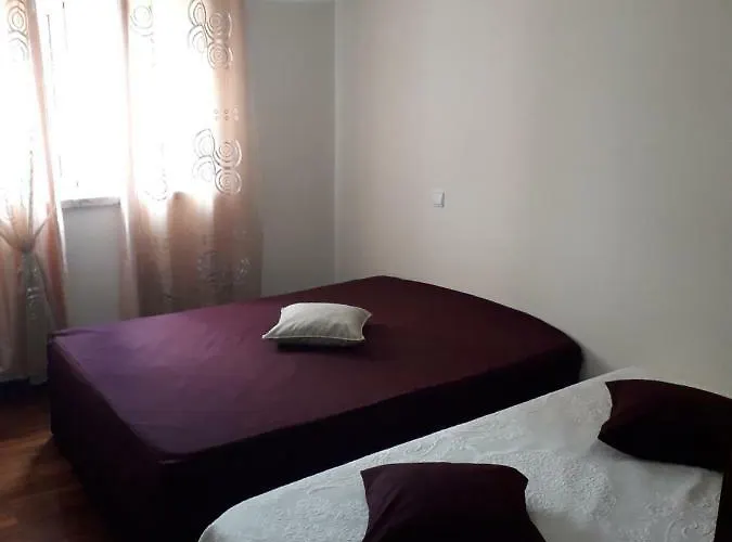 公寓 300 Metros Do Santuario De T4